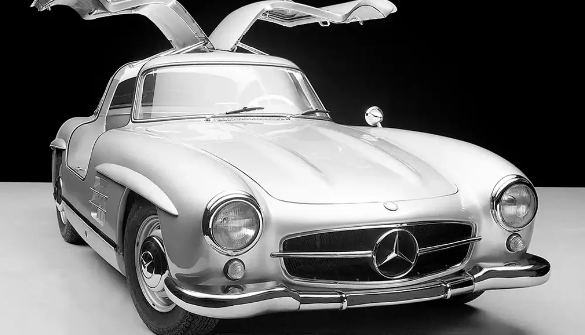 Exklusive Klassiker wie der Mercedes SL steigern ihren Wert weiter - in der Masse der Oldtimer bleibt der Zuwachs aber verhalten. Foto: Mercedes-Benz